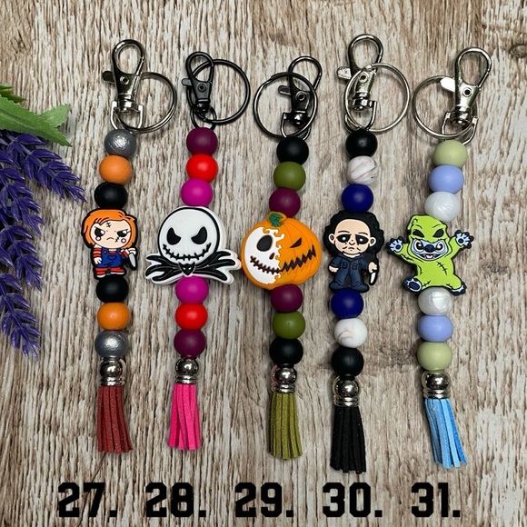 Handcrafted Halloween Beaded Keychains Accessories  Gifts Artisan Fashion - Picture 1 of 1